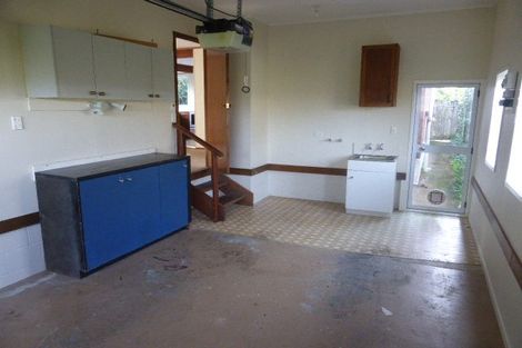 Photo of property in 47a Hillcrest Avenue, Hillcrest, Auckland, 0627