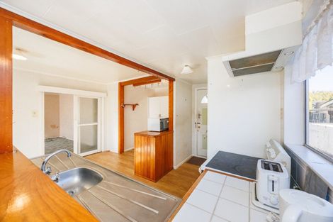 Photo of property in 25 Easton Street, Foxton, 4814