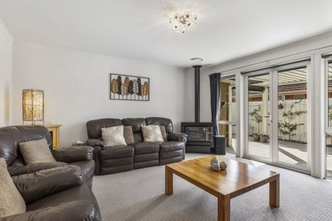 Photo of property in 23 Lewknor Drive, Papamoa Beach, Papamoa, 3118