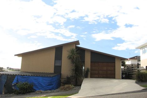Photo of property in 20 Te Arawa Place, Welcome Bay, Tauranga, 3112