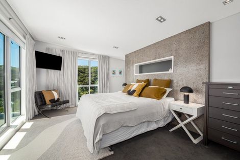 Photo of property in 32 Roys Road, Plimmerton, Porirua, 5026