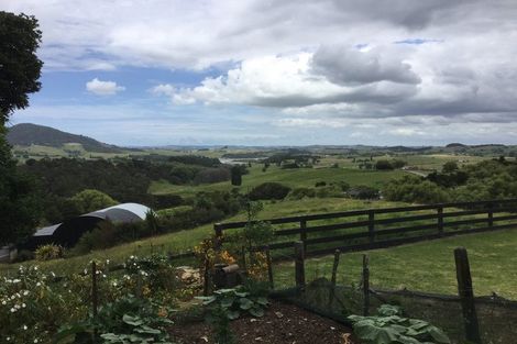 Photo of property in 26 Whaka Street, Maungaturoto, 0520