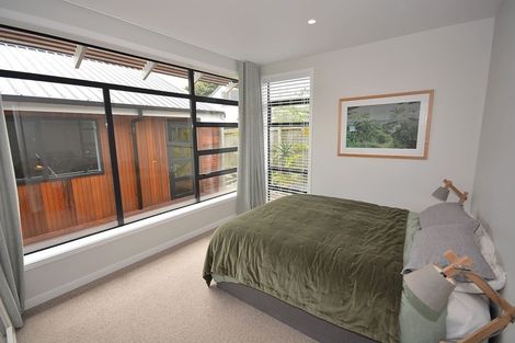 Photo of property in 33 Rauparaha Street, Waikanae Beach, Waikanae, 5036