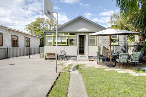Photo of property in 32 Carnell Street, Napier South, Napier, 4110