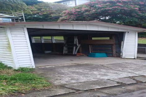Photo of property in 11 Paisley Terrace, Karori, Wellington, 6012