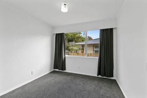 Photo of property in 97 Glanmire Road, Newlands, Wellington, 6037