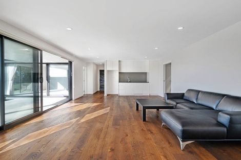 Photo of property in 66 Seacrest Drive, West Harbour, Auckland, 0618