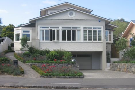 Photo of property in 2 King Edward Parade, Devonport, Auckland, 0624