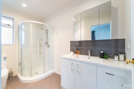 Photo of property in 25 Maclaren Street, Maymorn, Upper Hutt, 5018