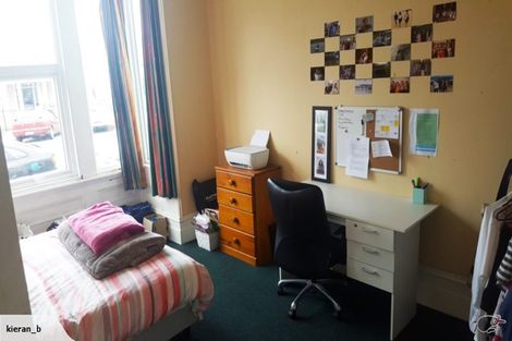 Photo of property in 120 Harbour Terrace, North Dunedin, Dunedin, 9016