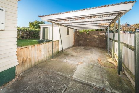 Photo of property in 8 Hadfield Crescent, College Estate, Whanganui, 4500