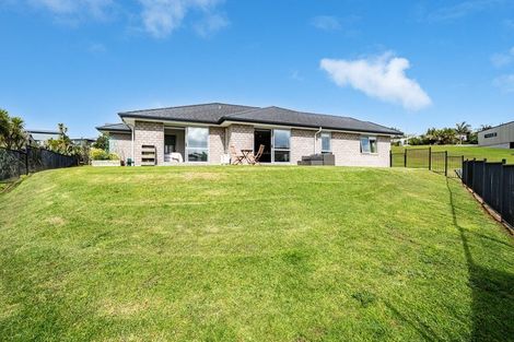 Photo of property in 28 Kahu Drive, Mangawhai, 0505