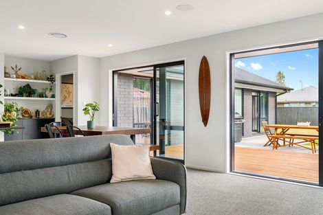 Photo of property in 7 Benjes Place, Woodend, 7610