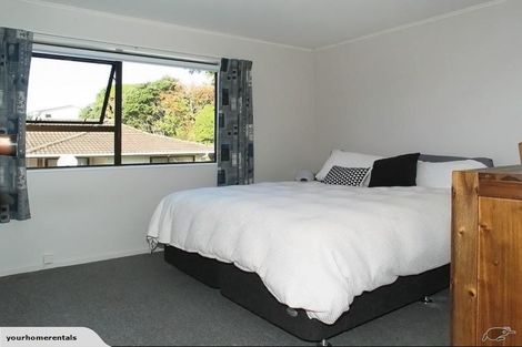 Photo of property in 19 Staithes Drive North, Whitby, Porirua, 5024