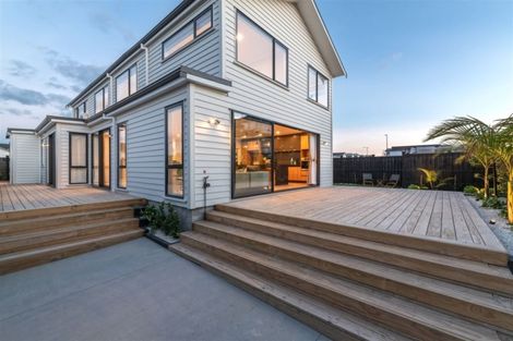 Photo of property in 8 Kano Way, Hobsonville, Auckland, 0616