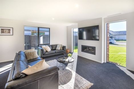 Photo of property in 74 Aviemore Drive, Marshland, Christchurch, 8083