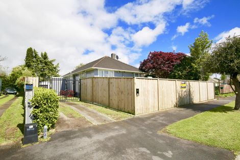 Photo of property in 17 Paul Crescent, Fairfield, Hamilton, 3214