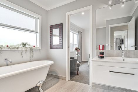 Photo of property in 2 Smidt Lane, Mahora, Hastings, 4120