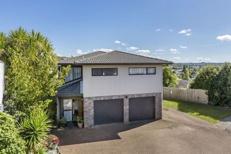 Photo of property in 3/283 Glenfield Road, Glenfield, Auckland, 0629
