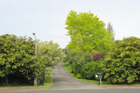 Photo of property in 43 Rosella Grove, Waimauku, 0812