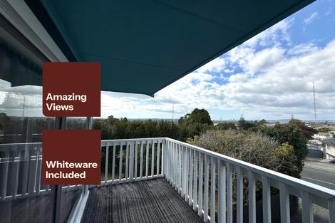 Photo of property in 5 Hartley Terrace, Massey, Auckland, 0614