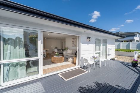 Photo of property in 1/7 Tuscan Place, Half Moon Bay, Auckland, 2012