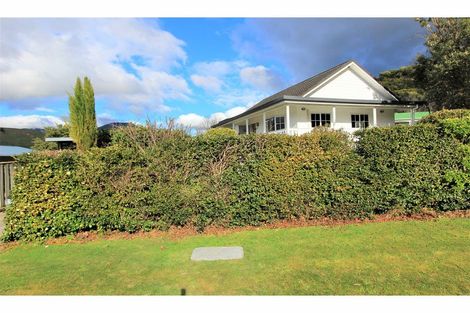 Photo of property in 11 Lawrence Street, Havelock, 7100