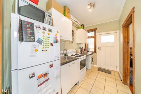 Photo of property in 39 Adams Terrace, Aro Valley, Wellington, 6021