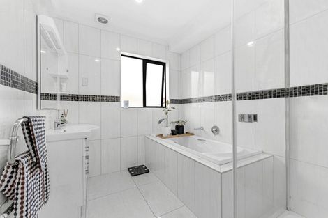 Photo of property in 47a Hamilton Road, Papatoetoe, Auckland, 2025