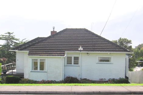 Photo of property in 30 Evans Road, Glen Eden, Auckland, 0602