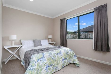 Photo of property in 2/10 Hannon Road, Cambridge, 3434