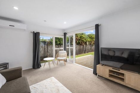 Photo of property in 87 Kawaha Point Road, Kawaha Point, Rotorua, 3010