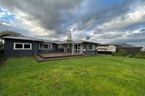 Photo of property in 12 Birmingham Street, Takaro, Palmerston North, 4412