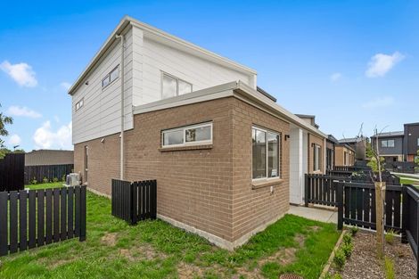 Photo of property in 361 Glengarry Road, Glen Eden, Auckland, 0602