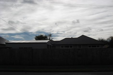 Photo of property in 174 Langdons Road, Northcote, Christchurch, 8052