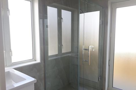 Photo of property in 28 Saddleback Crescent, Papakura, 2110