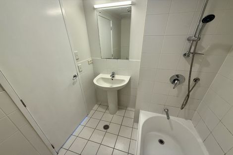 Photo of property in The Rennaissance, 2b/18 Ronwood Avenue, Manukau, Auckland, 2104