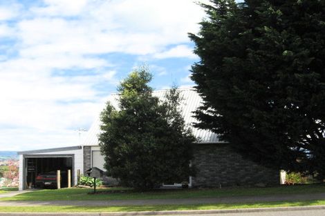 Photo of property in 52 Osprey Drive, Welcome Bay, Tauranga, 3112