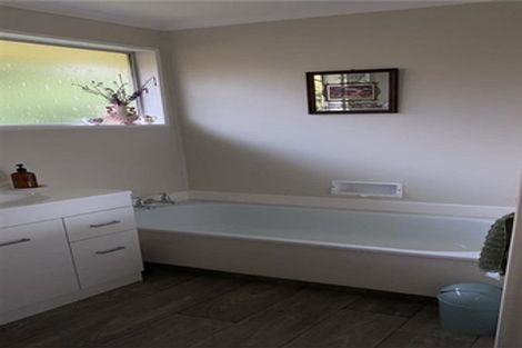 Photo of property in 32 Coppelia Avenue, Omokoroa, 3114