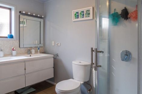 Photo of property in 445 West Bank Road, Edgecumbe, Whakatane, 3193