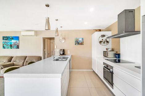 Photo of property in 5 Cossar Street, Burwood, Christchurch, 8083