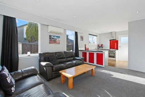 Photo of property in 2/182 Bowhill Road, New Brighton, Christchurch, 8083