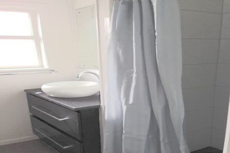 Photo of property in 20 Ronald Place, Manurewa, Auckland, 2102