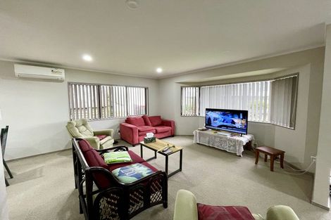 Photo of property in 2/27 Rata Street, New Lynn, Auckland, 0600