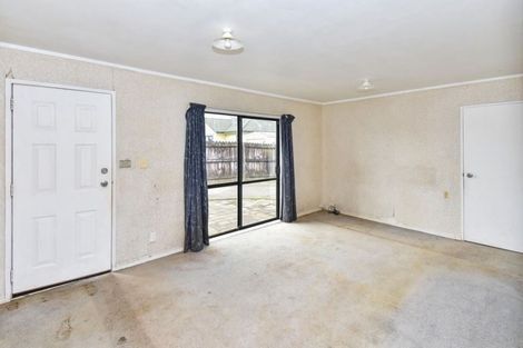 Photo of property in 27 Horlicks Place, Randwick Park, Auckland, 2105