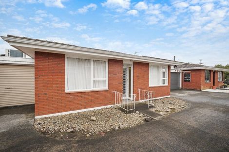 Photo of property in 2/8 Akehurst Avenue, New Lynn, Auckland, 0600