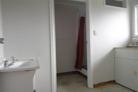 Photo of property in 10d Govett Avenue, Frankleigh Park, New Plymouth, 4310