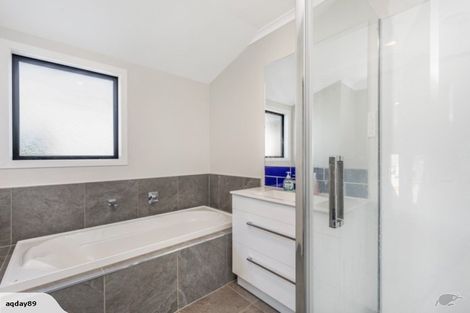 Photo of property in 138a Tuhikaramea Road, Dinsdale, Hamilton, 3204