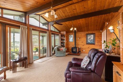 Photo of property in 1 James Bright Lane, Waiuku, 2123