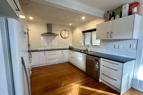 Photo of property in 66 Rimu Street, New Lynn, Auckland, 0600